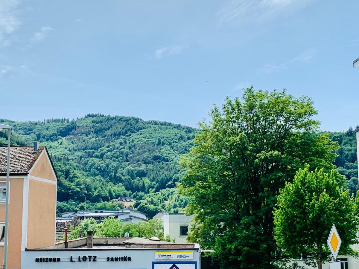 Schone, Gut Ausgestattete Wohnung Fur 1 Bis 4 Personen - Zentral Gelegen 巴特埃姆斯 外观 照片